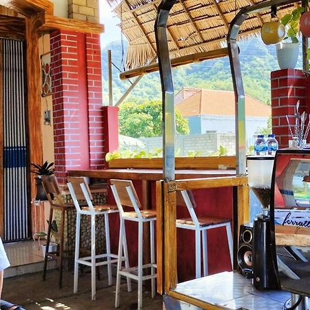 Latansa Homestay Banyuwangi  Eksteriør bilde